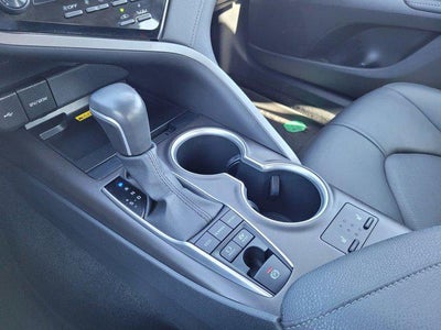 2023 Toyota Camry Hybrid XLE