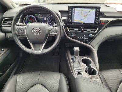 2022 Toyota Camry Hybrid XLE