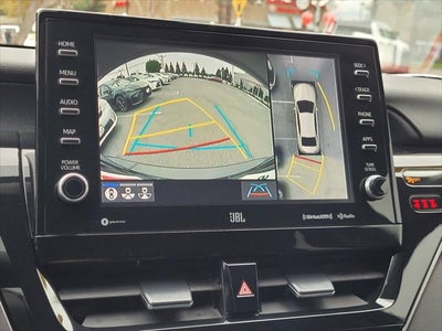 2022 Toyota Camry Hybrid XLE