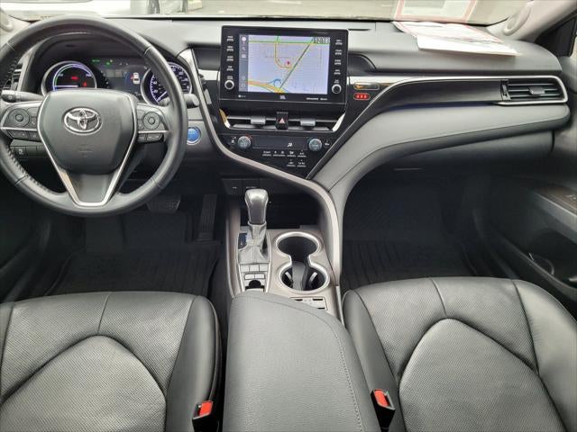 2022 Toyota Camry Hybrid XLE