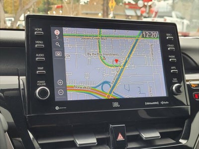 2022 Toyota Camry Hybrid XLE