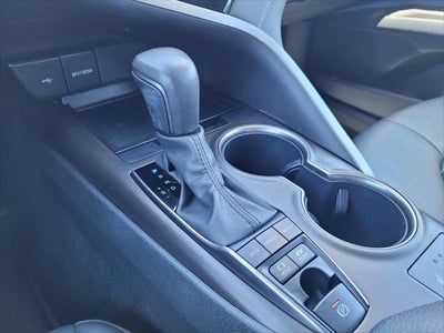 2024 Toyota Camry Hybrid SE