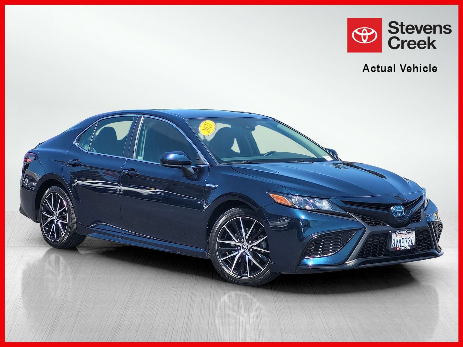 2021 Toyota Camry Hybrid SE