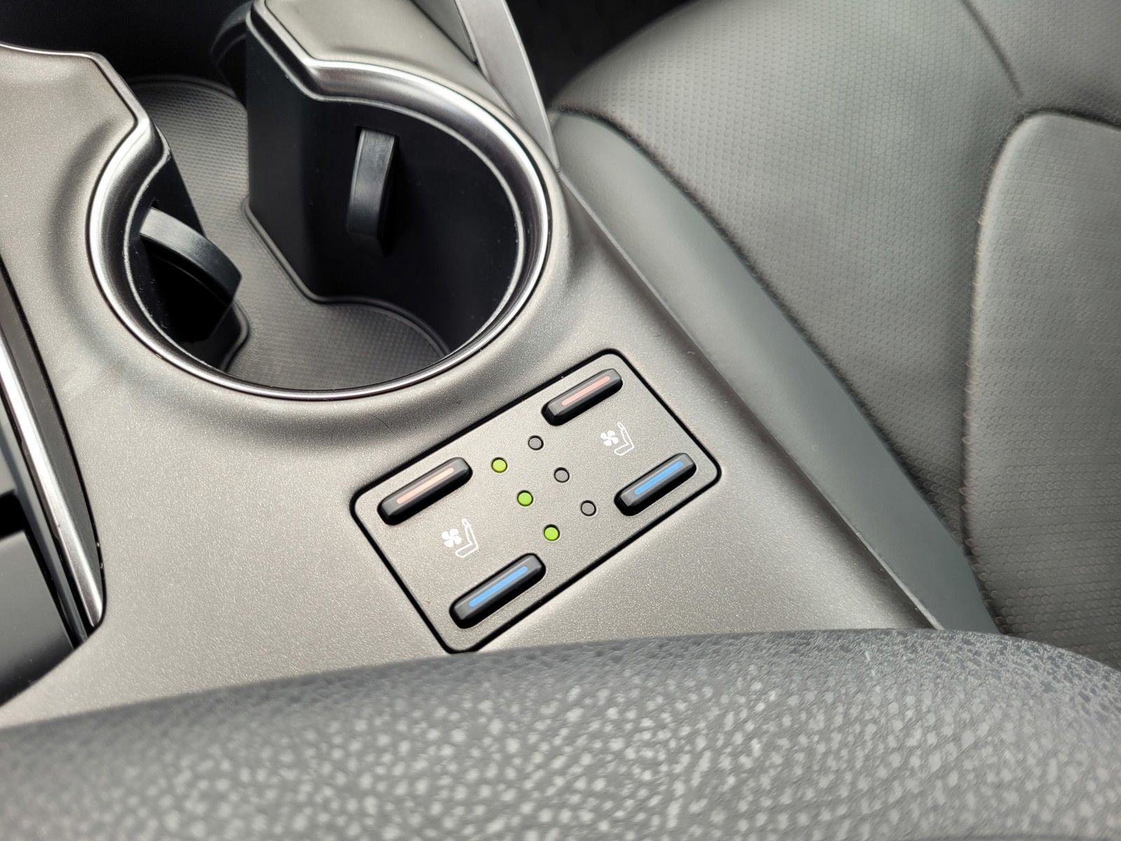 2024 Toyota Camry Hybrid XSE