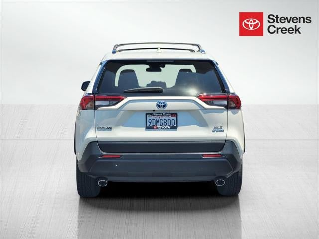 2022 Toyota RAV4 Hybrid XLE Premium