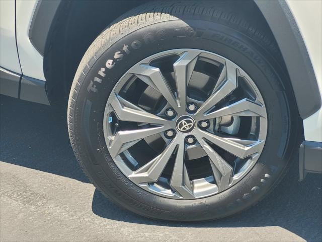 2022 Toyota RAV4 Hybrid XLE Premium