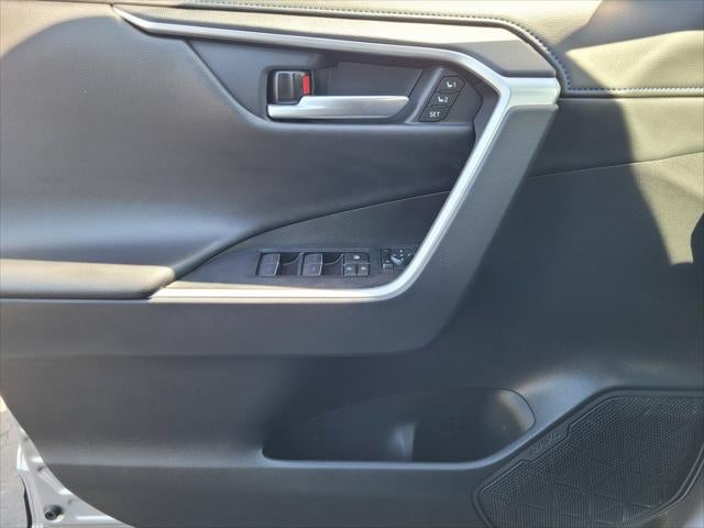 2025 Toyota RAV4 Hybrid XSE
