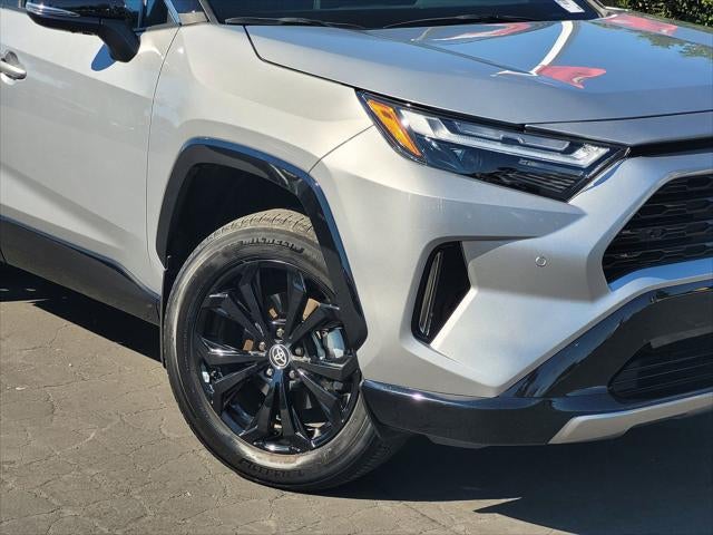 2025 Toyota RAV4 Hybrid XSE