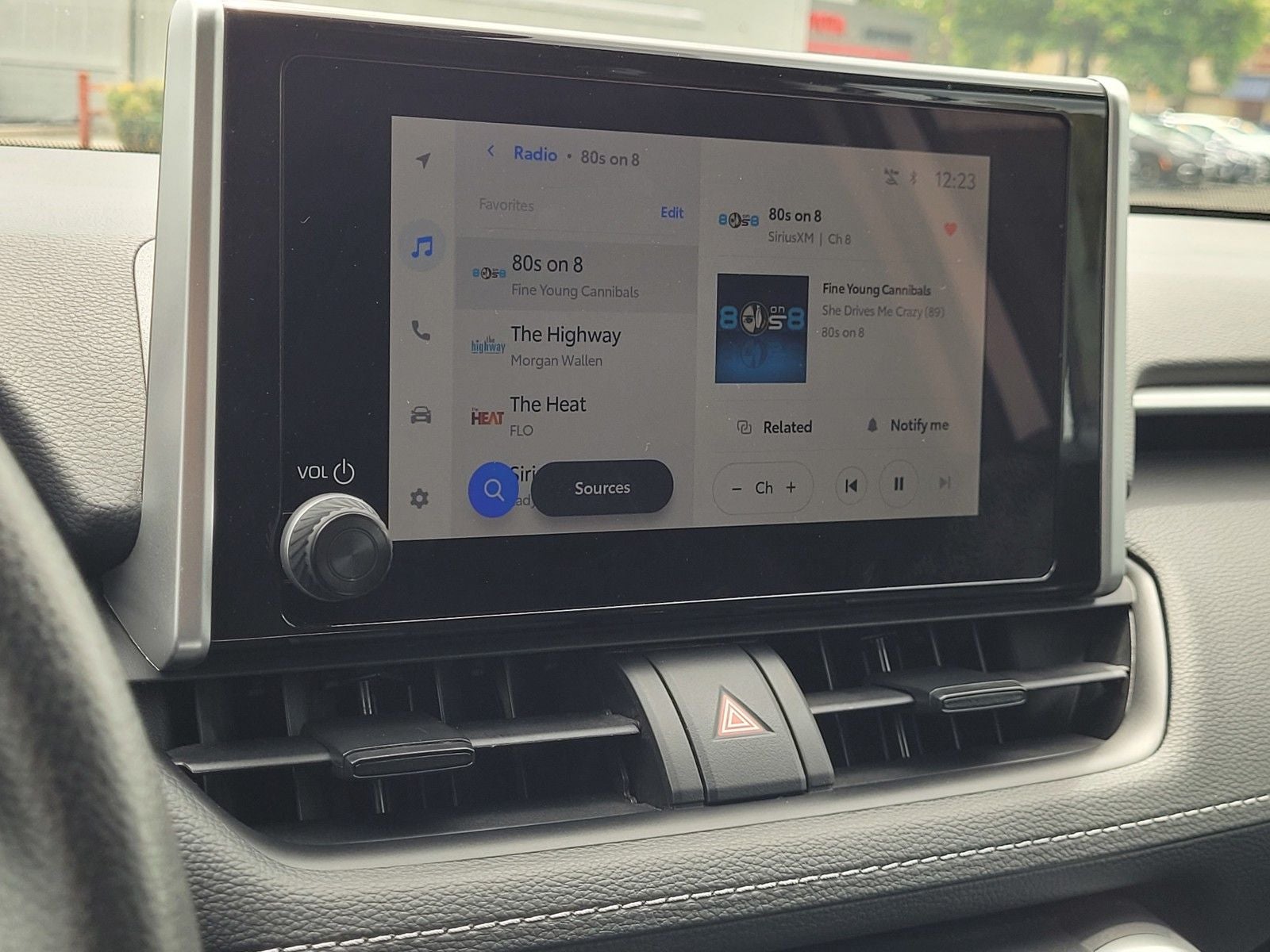 2025 Toyota RAV4 LE - Photo 9