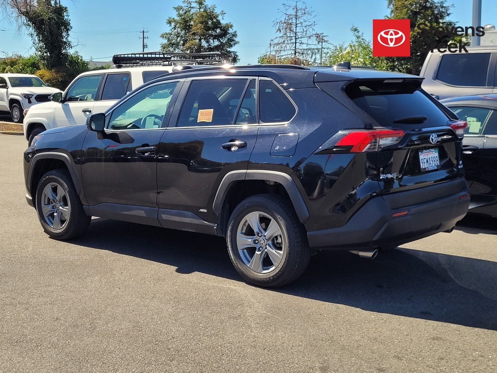2022 Toyota RAV4 Hybrid LE