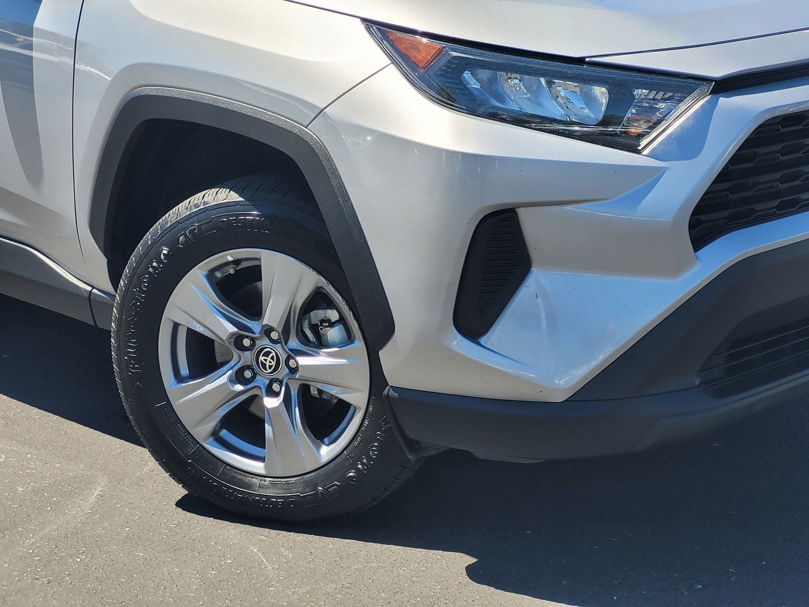 2022 Toyota RAV4 Hybrid LE