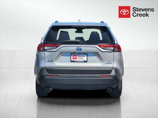 2022 Toyota RAV4 Hybrid LE