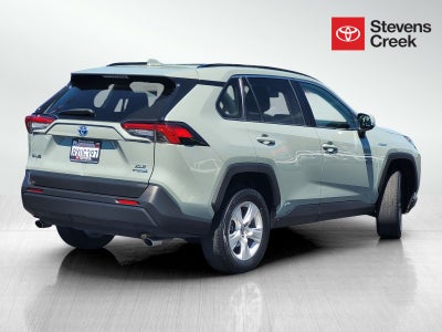 2021 Toyota RAV4 Hybrid XLE