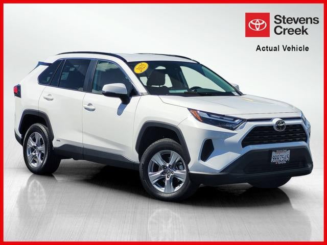 2025 Toyota RAV4 Hybrid XLE