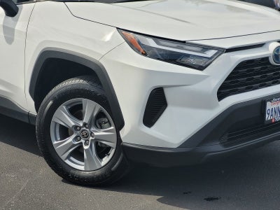 2022 Toyota RAV4 Hybrid XLE