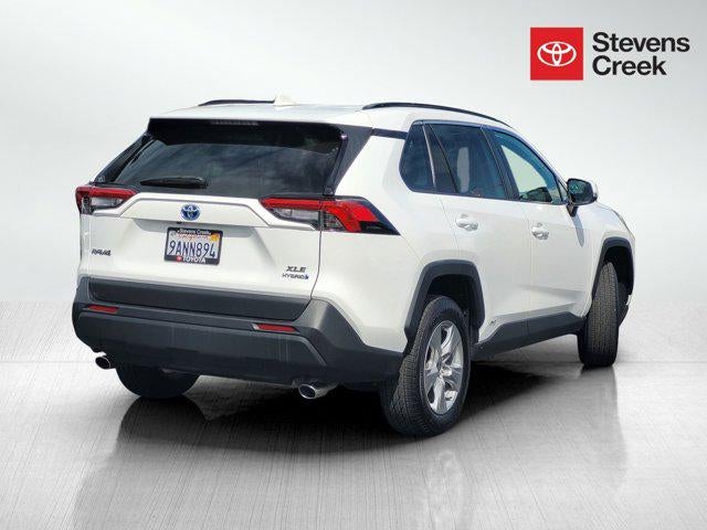 2022 Toyota RAV4 Hybrid XLE