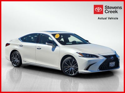2022 Lexus ES 300h
