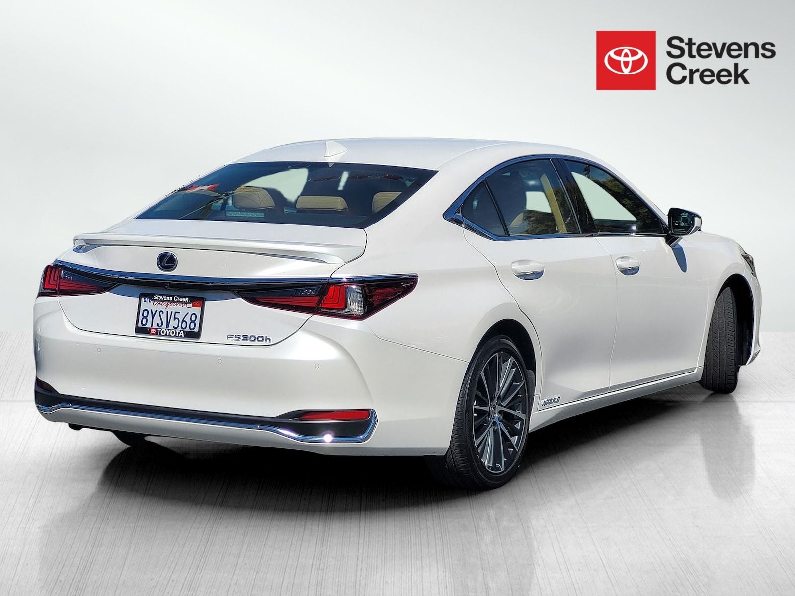2022 Lexus ES 300h