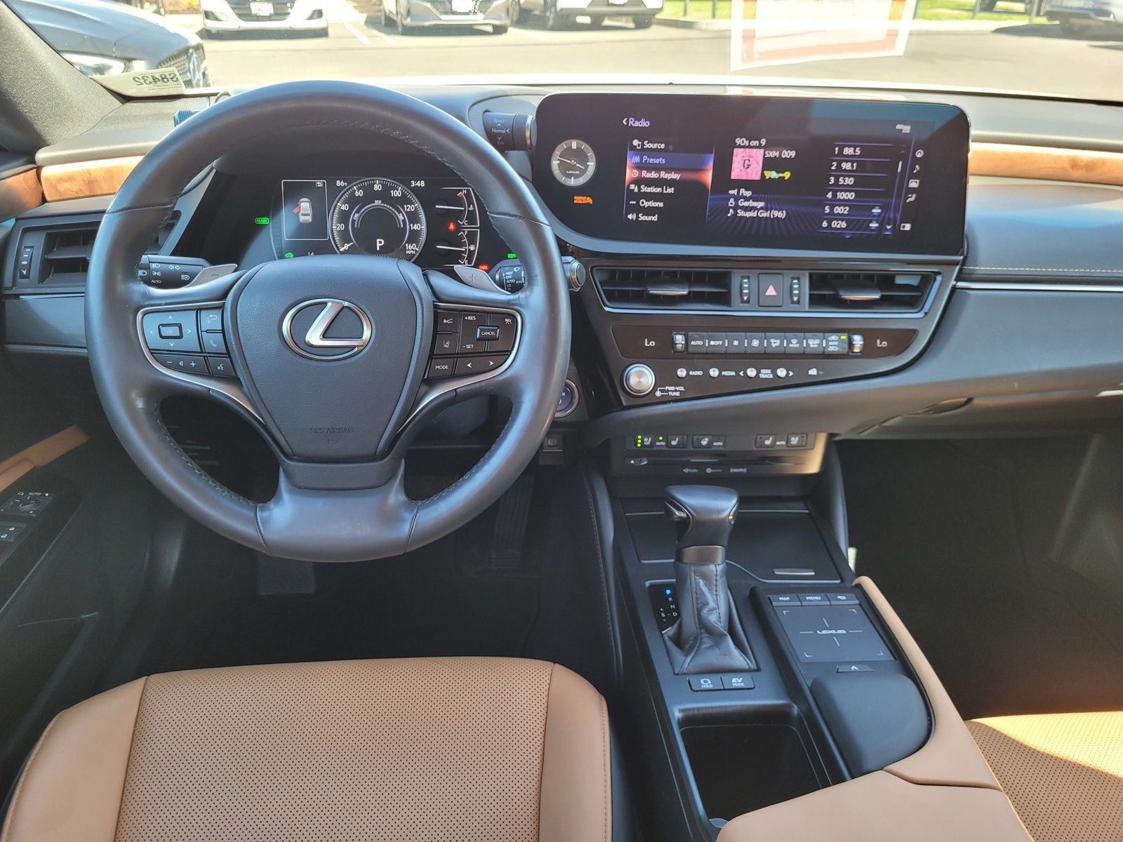 2022 Lexus ES 300h