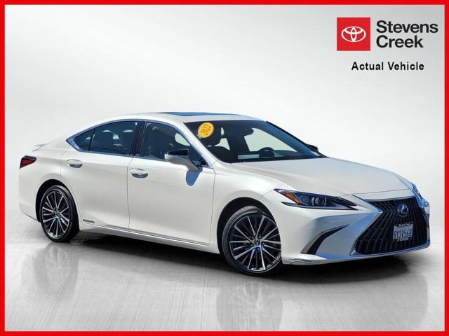 2022 Lexus ES 300h