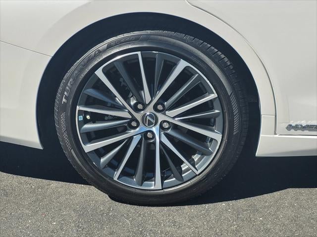 2022 Lexus ES 300h