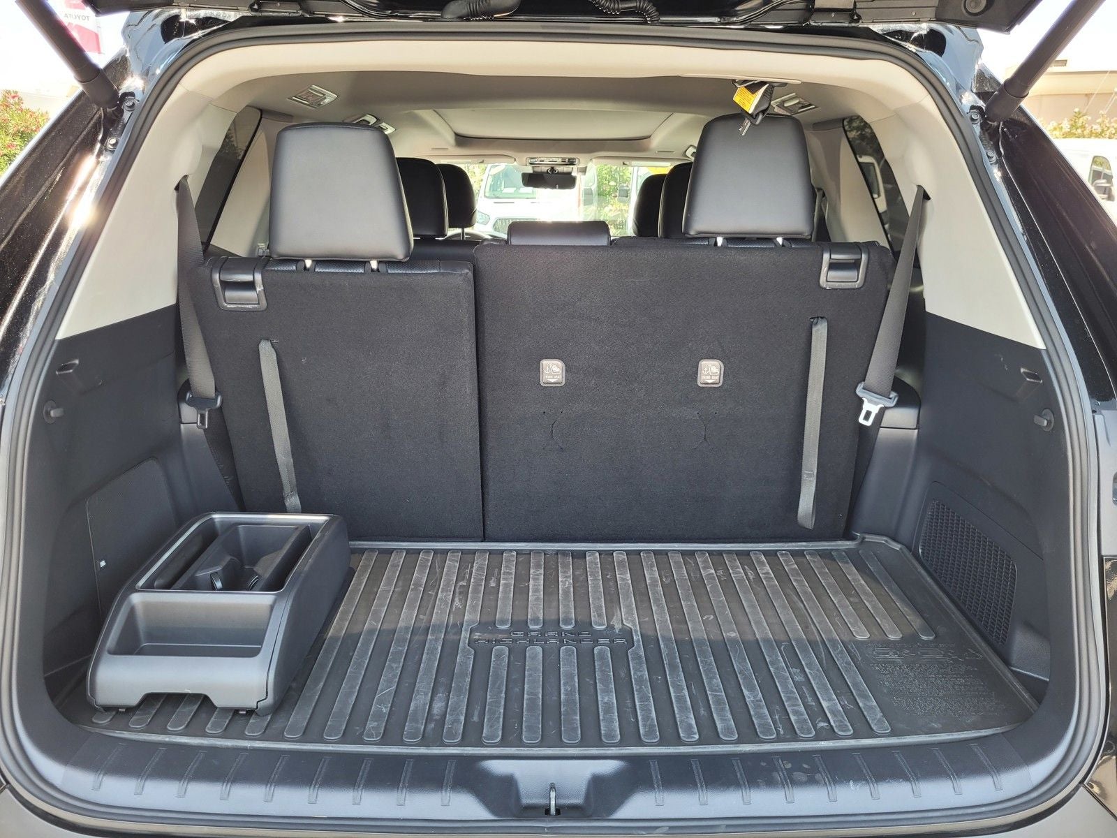 2025 Toyota Grand Highlander Platinum
