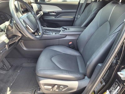 2025 Toyota Grand Highlander Platinum