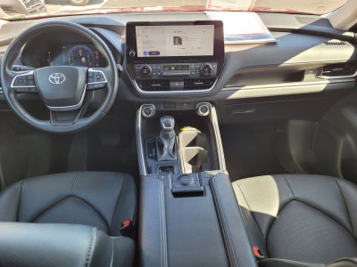 2025 Toyota Grand Highlander XLE
