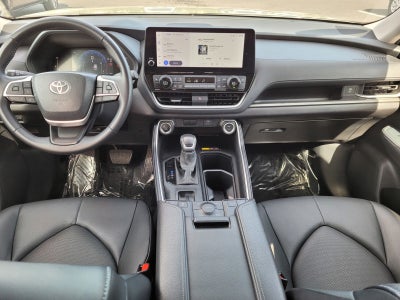 2025 Toyota Grand Highlander XLE
