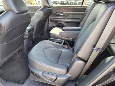 2025 Toyota Grand Highlander XLE
