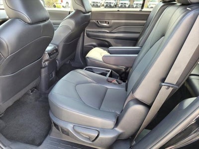 2025 Toyota Grand Highlander XLE