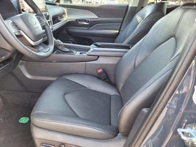 2025 Toyota Grand Highlander XLE