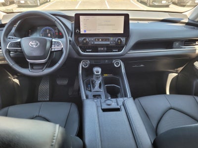 2025 Toyota Grand Highlander XLE