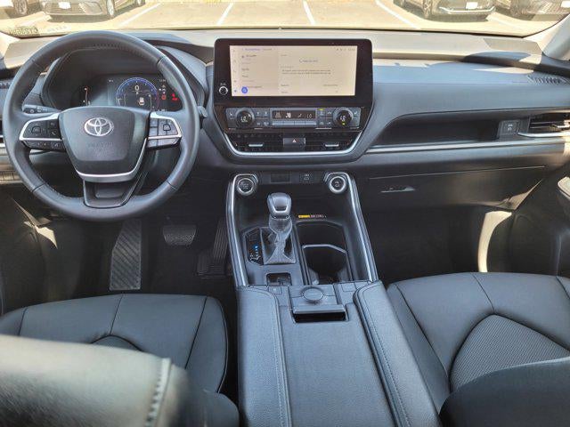 2025 Toyota Grand Highlander XLE
