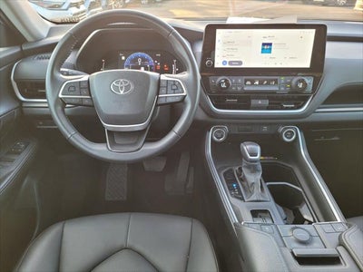 2025 Toyota Grand Highlander XLE