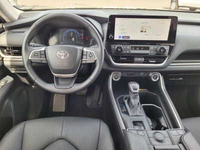 2025 Toyota Grand Highlander XLE