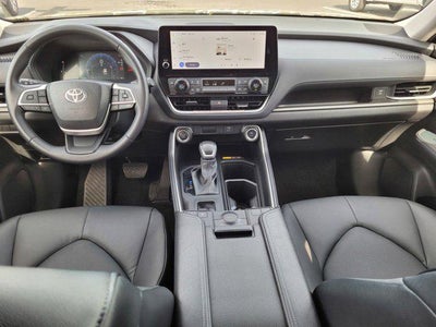 2025 Toyota Grand Highlander XLE