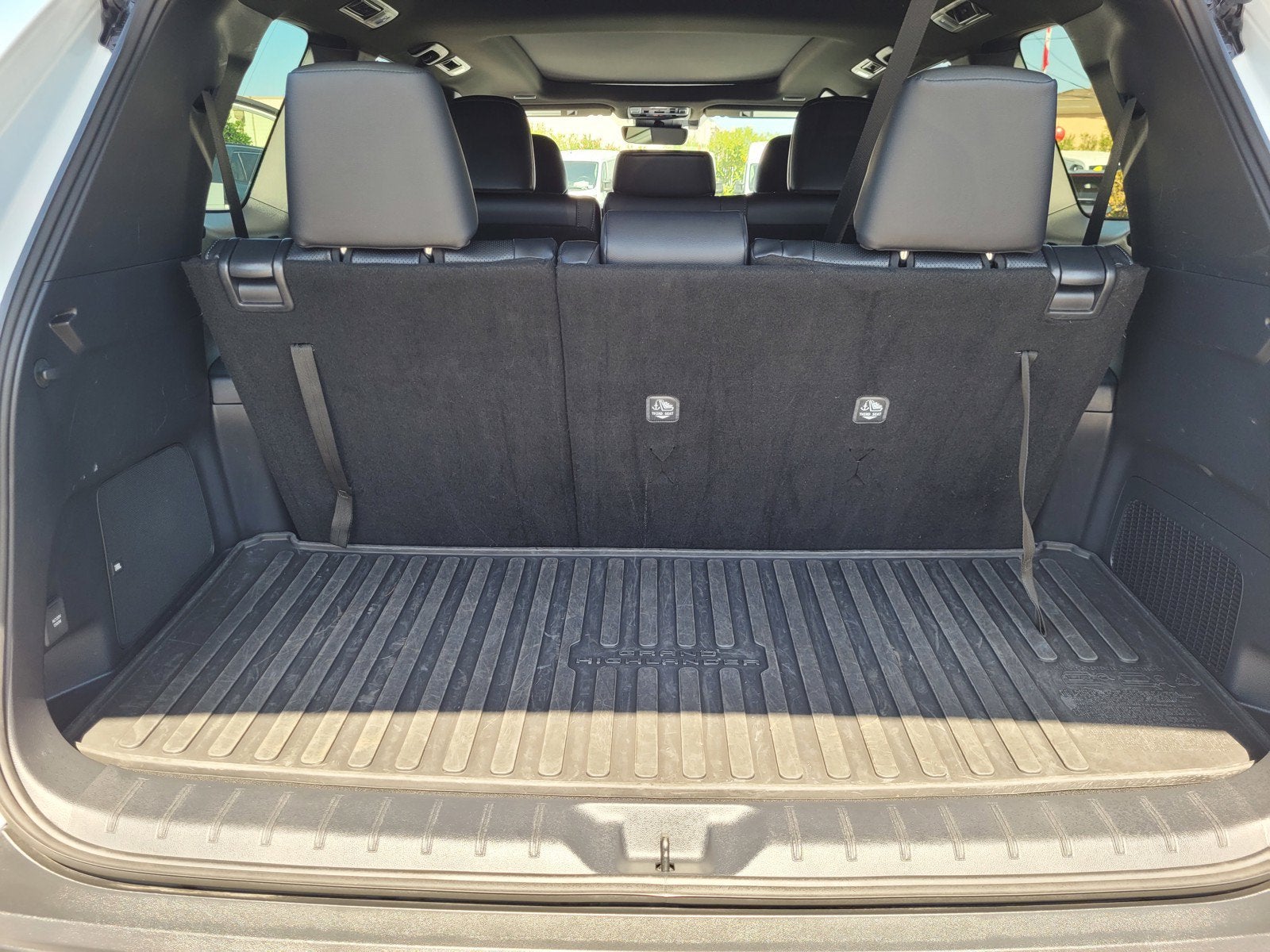2025 Toyota Grand Highlander Hybrid Nightshade Edition