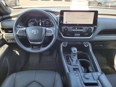 2025 Toyota Grand Highlander Hybrid Nightshade Edition