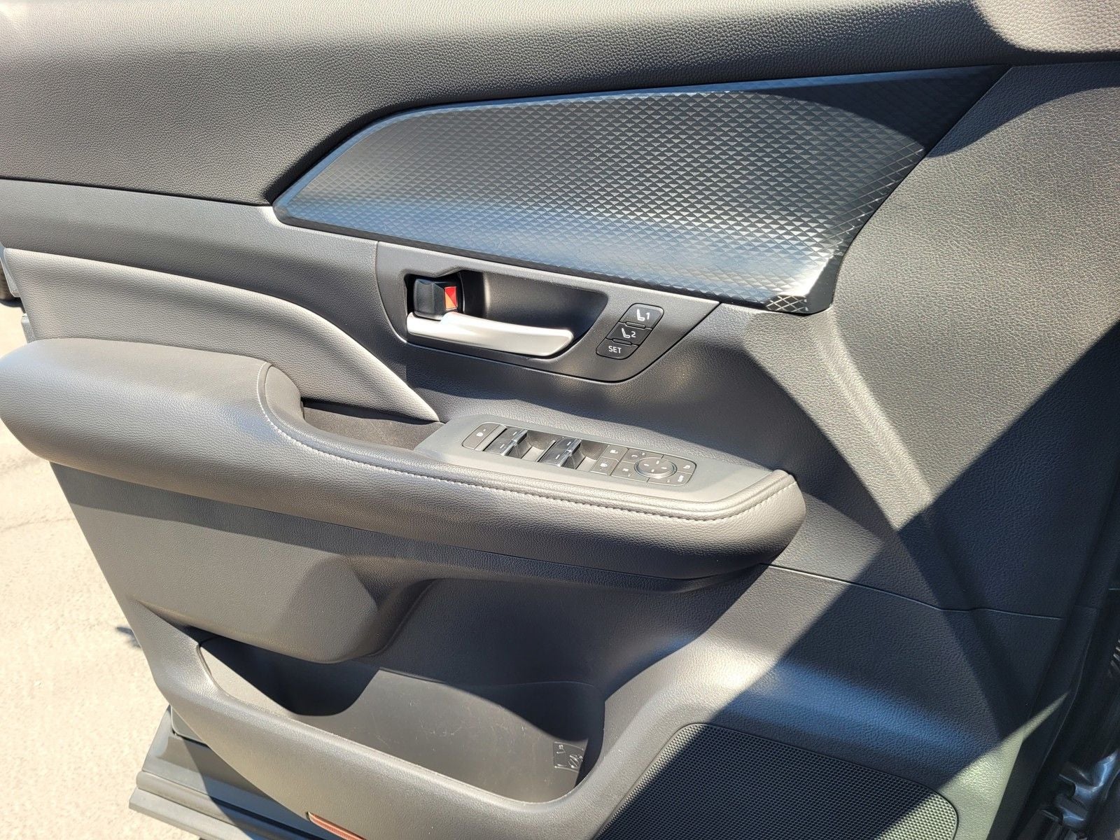 2025 Toyota Grand Highlander Hybrid MAX Platinum
