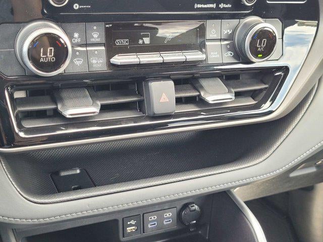 2022 Toyota Highlander Hybrid LE