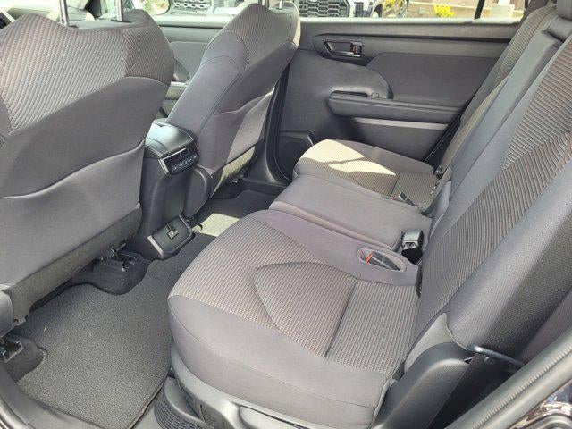 2022 Toyota Highlander Hybrid LE