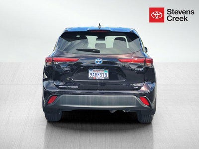 2022 Toyota Highlander Hybrid LE
