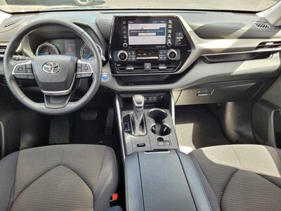 2022 Toyota Highlander Hybrid LE