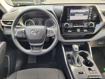 2022 Toyota Highlander Hybrid LE