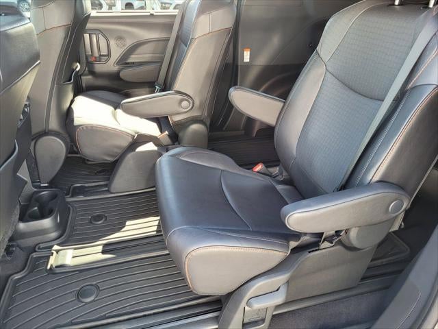 2024 Toyota Sienna XSE 7 Passenger