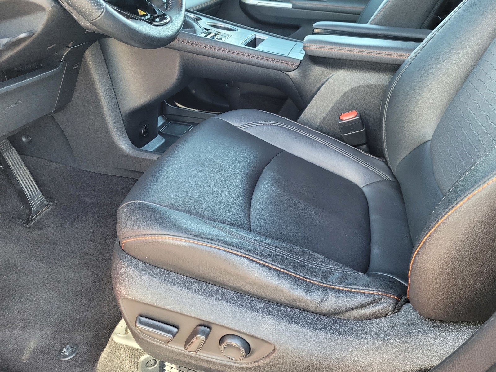 2021 Toyota Sienna XSE 7 Passenger