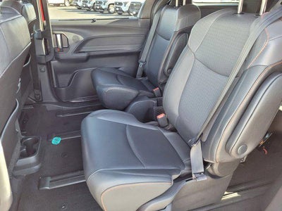 2021 Toyota Sienna XSE 7 Passenger
