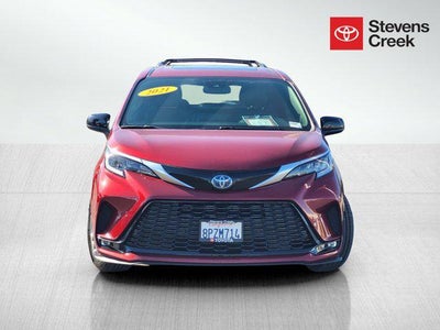 2021 Toyota Sienna XSE 7 Passenger