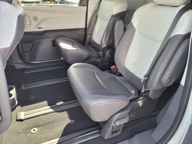2023 Toyota Sienna XSE 7 Passenger